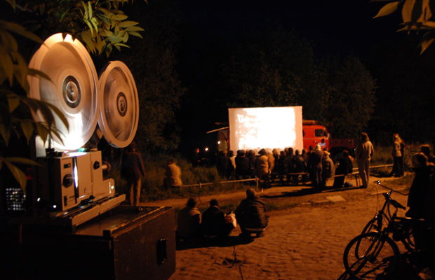 Wanderkino: Laster der Nacht